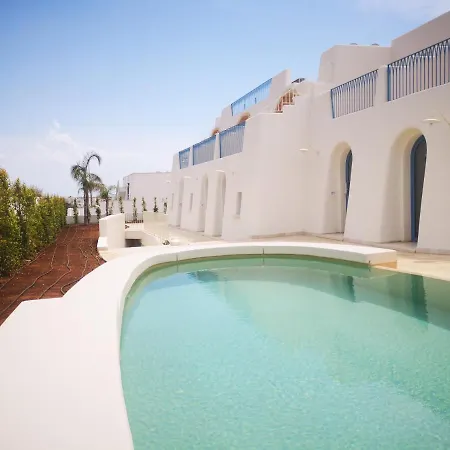 Resort La Corte Torre Pali